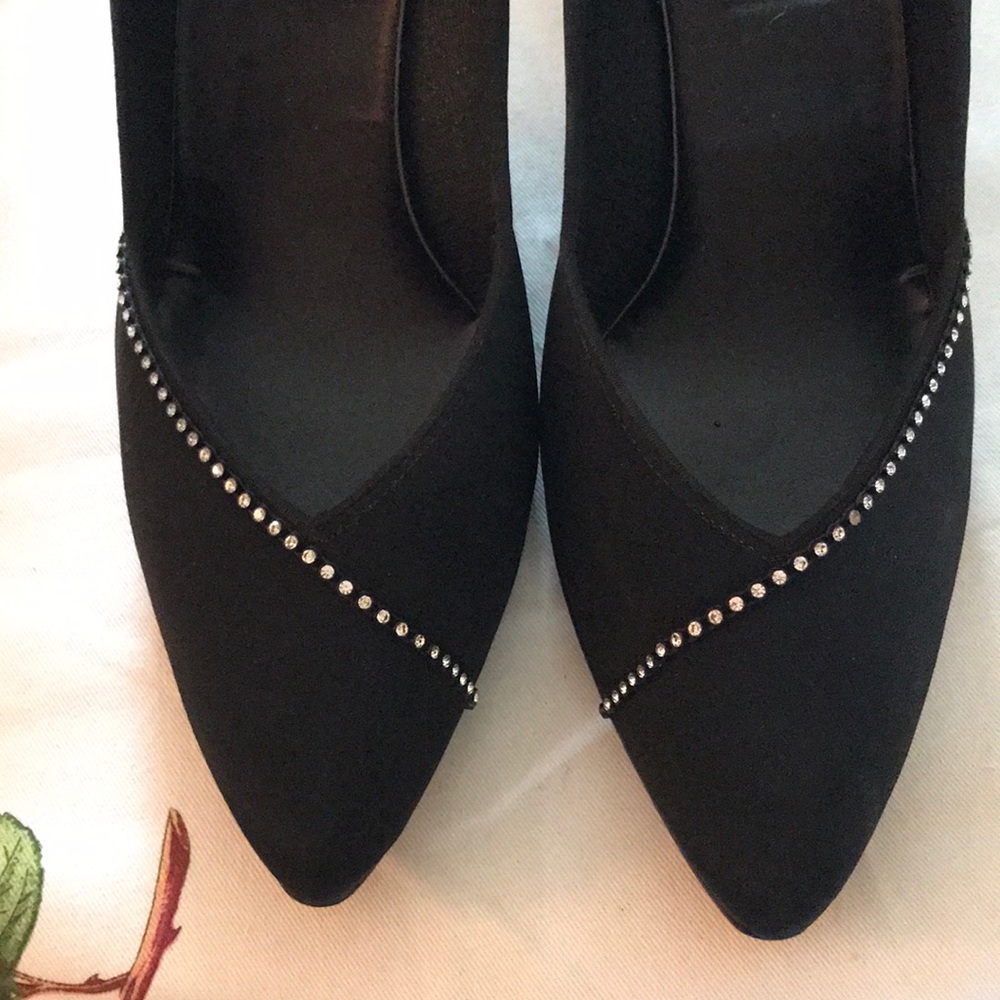 Black heels - Picture 2 of 7